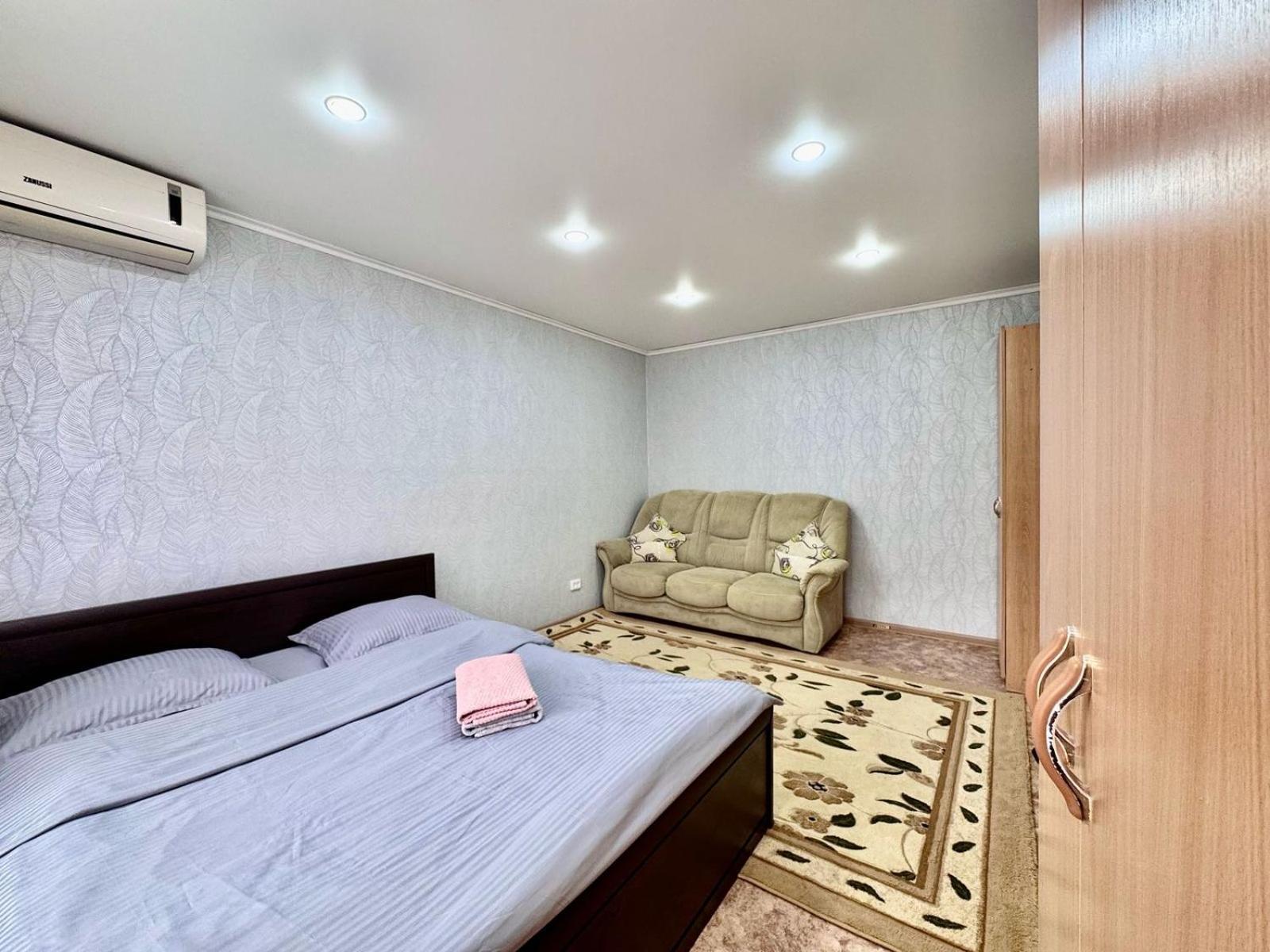 В Центре Павлодара Светлая Квартира Exterior photo